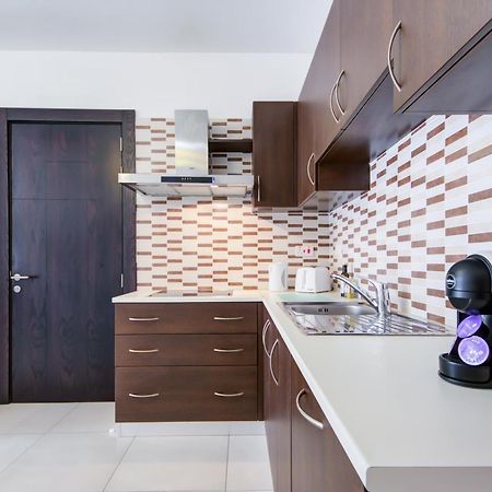 Stylish 2Br Apt With Balconies In St Julians, Paceville - Apt 6 By Vaganza St. Julian's Exterior foto
