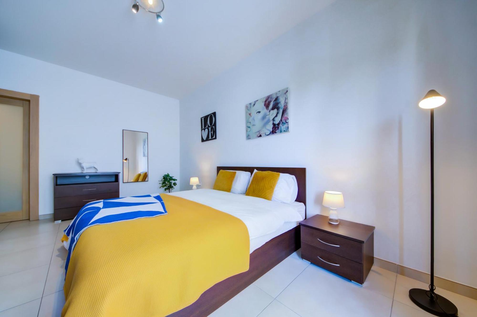 Stylish 2Br Apt With Balconies In St Julians, Paceville - Apt 6 By Vaganza St. Julian's Exterior foto