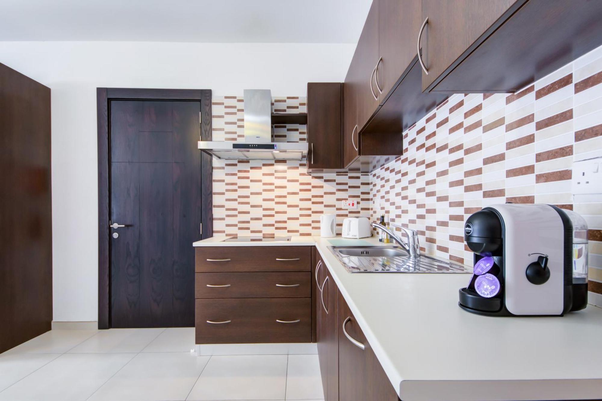 Stylish 2Br Apt With Balconies In St Julians, Paceville - Apt 6 By Vaganza St. Julian's Exterior foto
