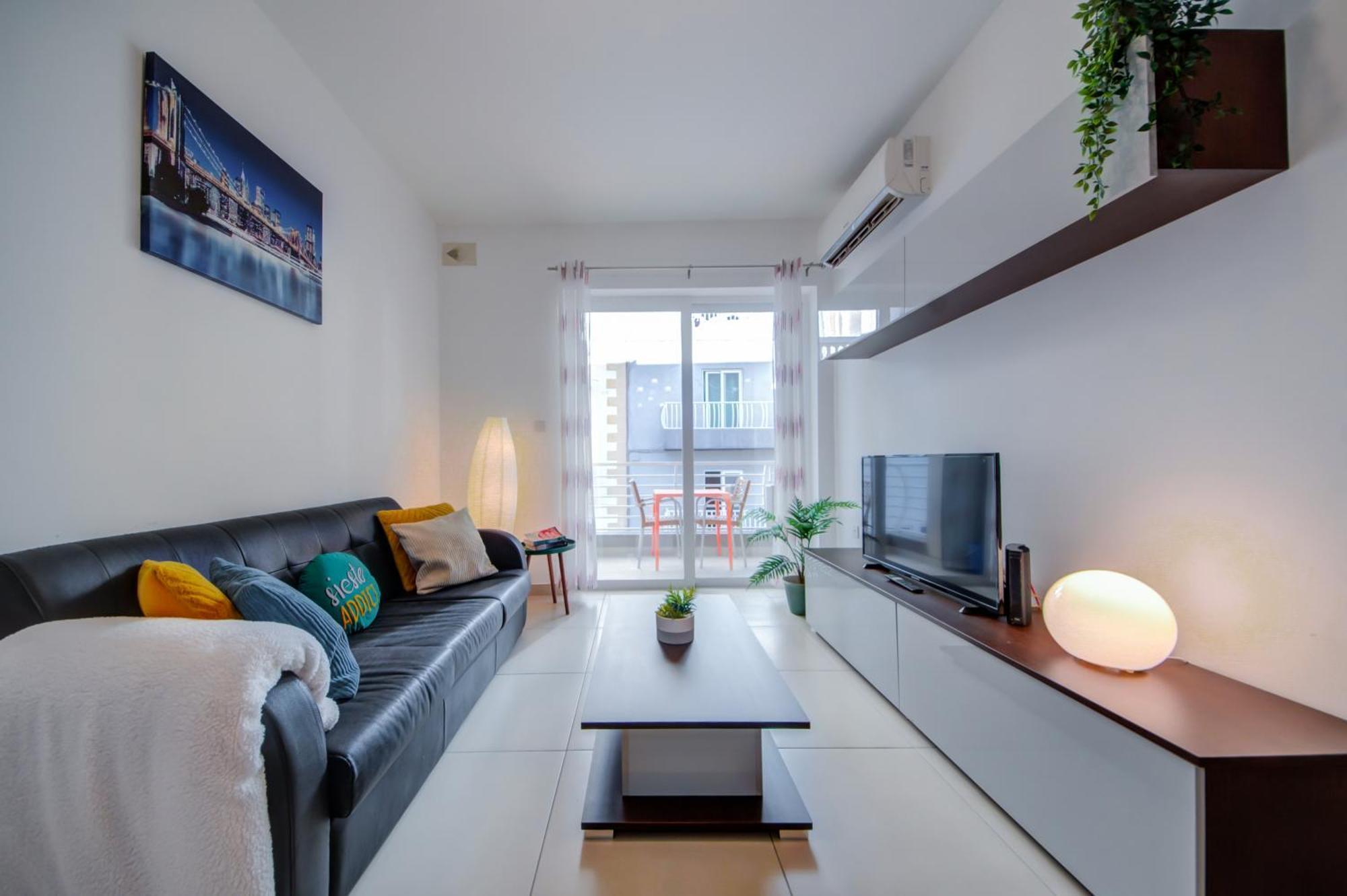 Stylish 2Br Apt With Balconies In St Julians, Paceville - Apt 6 By Vaganza St. Julian's Exterior foto